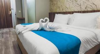 Sunrise Hotel - 2