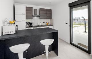 Gorgeous Home In Zminj - 7