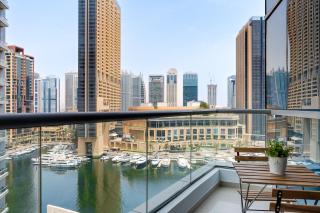 Cozy Marina Studio, Canal View with a Balcony - 9