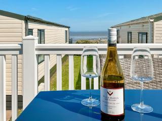 Seaside Jollys - Blue Anchor - 9
