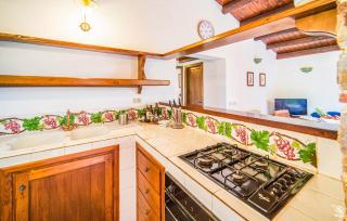 Stunning Apartment In Collesano Pa - 2