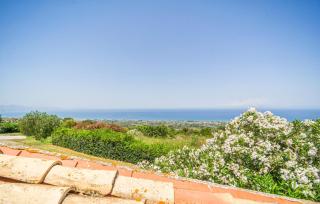 Stunning Apartment In Collesano Pa - 2