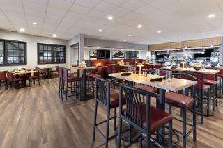 Baymont by Wyndham Jamestown Conference Center & Water Park - Jamestown - 2