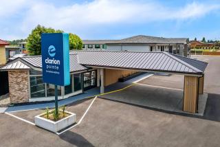 Clarion Pointe Mount Vernon - Burlington - 8