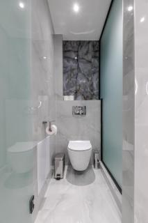 Eunoia Suites 2 - 9