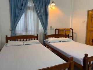 Eastern Holiday Resort and Restaurant - Trincomalee - 5