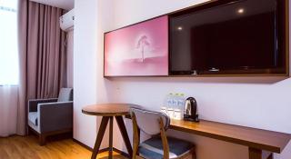 JTOUR Inn Guilin Two Rivers and Four Lakes Walmart - Guilin - 4