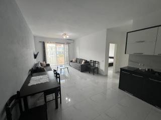 Iona Apartment Golem 2 - 3