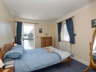 Puddle Inn Duck - Horning - 1