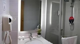 GreenTree Inn Anqing Qianshan County Sunshine City Express Hotel - 2