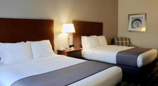Best Western Fostoria Inn & Suites - 3