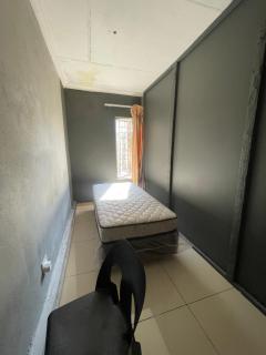 Mbombela Guesthouse - 5