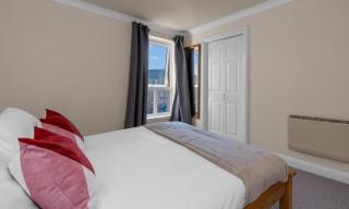 2 bedroom apartment in Haymarket, Edinburgh, with free parking - Edinburgh - 1