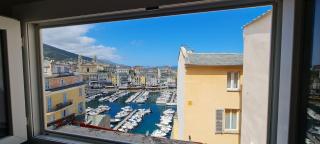 Location centre ville bastia Corse vue vieux port - 7