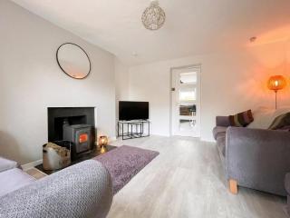 Academy Street Cottage - 0
