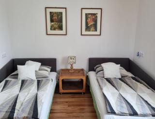 Kertvárosi Apartmanok - Tiszaújváros - 2