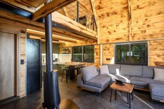 A-Home Villa, Private Pool & Jetted Tub Oasis - 1