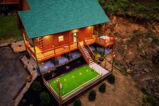 Dolly's Place- 2 bed/2 bath, Sleeps 6, Putting Green! Hot Tub, Arcade, Game Loft, Air Hockey - Boyds Creek - 7