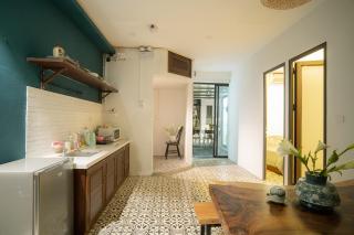 Bright Balcony 3BR 2BTHR Friendly big apartment - Hanoi - 9