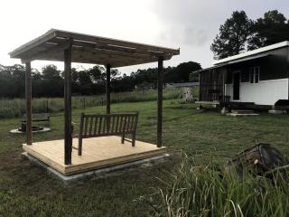 Bee Farm Off-Grid Tiny Home Stay - Tamaree - 6