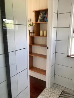 Bee Farm Off-Grid Tiny Home Stay - Tamaree - 1