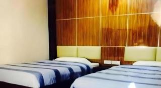 Admiral Hotel - 8