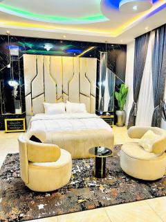 4 Bedroom Self compound Duplex with pool and bq in Ikate Lekki - 3