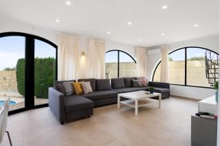 Una villa de lujo con propio jardín y piscina - Los Montesinos - 8