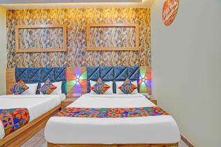 FabHotel Hill Top Inn - 1