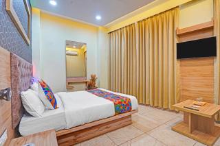 FabHotel Hill Top Inn - Ahmedabad - 6
