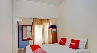 OYO 92820 Guesthouse 899 - Medan - 2