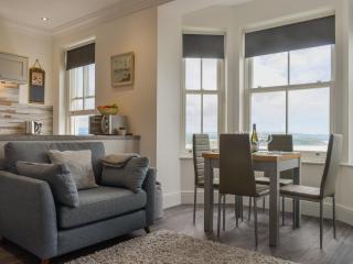 Sea View Sanctuary - Scarborough - 7