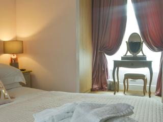 Bluebell Cottage - 1
