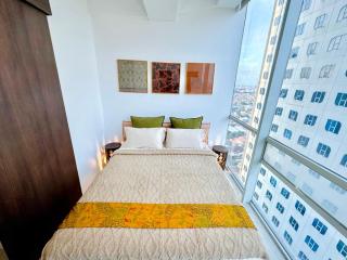 Cozy 2BR Apartment in City Square East Surabaya by Le Ciel Hospitality - Surabaya - 9