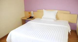 7 Days Inn Wuhan Hanyang Wanda Plaza - 5