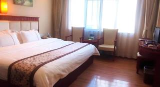 GreenTree Inn Guangdong Huizhou Chenjiang Intercity Rail Station Business Hotel - 1