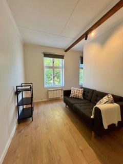 Bright & quiet apartment near city centre - 9