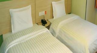 7 Days Inn Dongsheng Railway Station - Ordos - 4