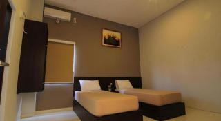 MANDARI HOTEL SINGARAJA - Ubud - 3