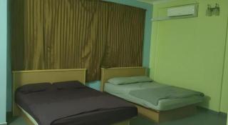 OYO 90471 Hotel Tepoh - 2