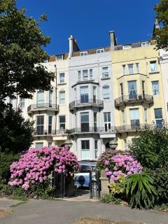 Sea Spray Victorian Apartment - 4