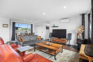 Hilltop Haven - Whangamatā - 3