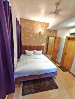 RIBOLLA HOTEL - Indore - 2