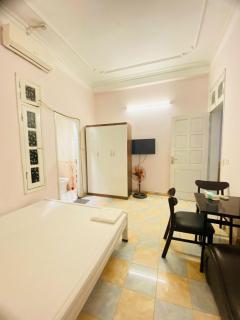 Nhà nghỉ Vườn Đào - Hanoi - 0