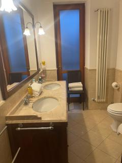 Navigli Canals Super 3 bedrooms 2 bathrooms Sr Suite -with FREE parking nearby - subway green line Porta Genova - Milan - 3