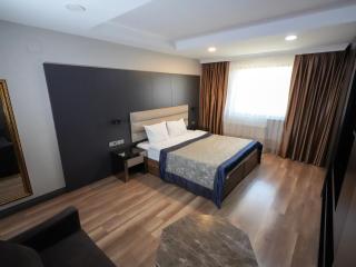 No 139 Apartments - 6
