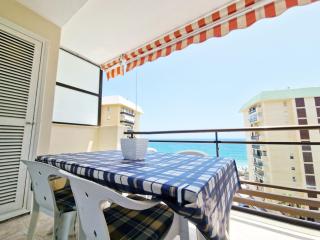AA Guest - SandBeach Front Sea Views Eco Apartment - 2