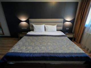 No 139 Apartments - 3