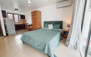 West Sand Holidays LICENSED BY THE TOURISM AUTHORITY 09926 - 2