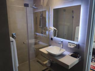 Holiday Inn Telavi by IHG - Telavi - 3